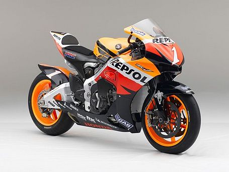 HONDA RC212V Picture Gallery
